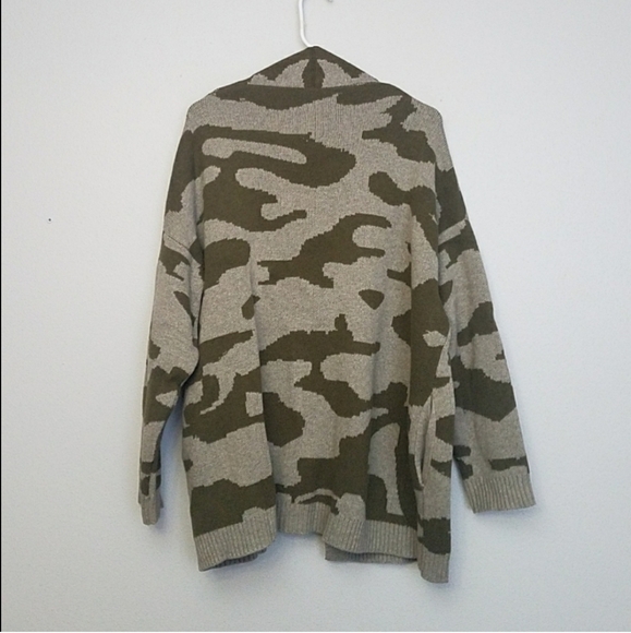 Current Elliott the oversized camo cardigan - Picture 3 of 7